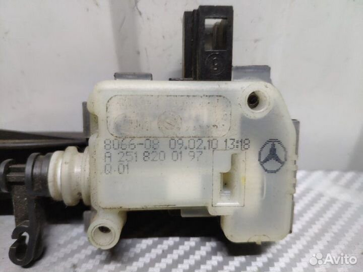 Активатор замка крышки бензобака Mercedes-Benz