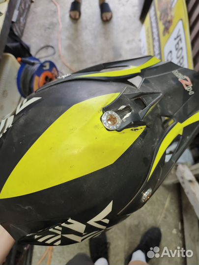 Мото шлем кросовый