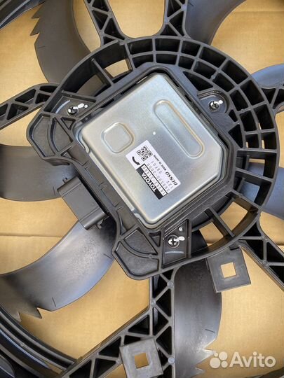 Диффузор вентилятора Toyota Camry 70 Rav4 Lexus ES