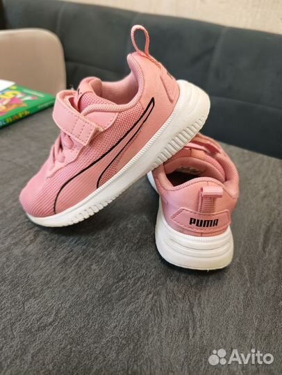 Кроссовки для девочки Puma размер 25