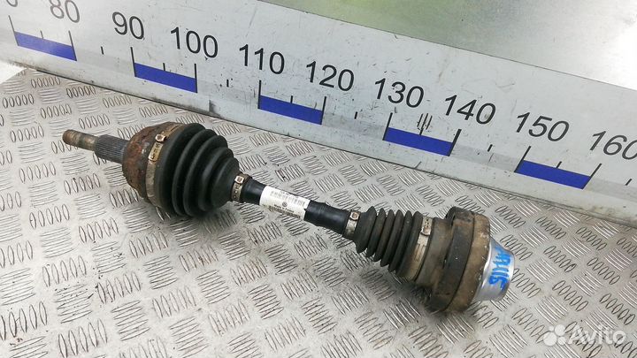 Полуось передняя левая (приводной вал, шрус)