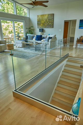 Лестничные ограждения из стекла