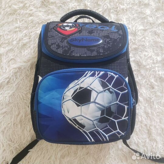 Школьный рюкзак