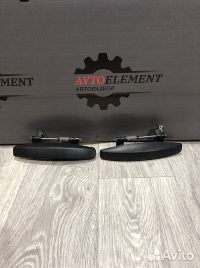 Ручки дверей Nissan Terrano 3 (D10)