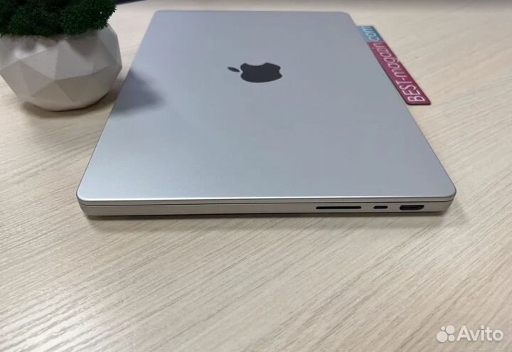 Apple MacBook Pro 16 M2 Max 38GPU 64GB 4TB Silver