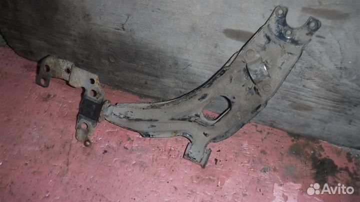 Рычаг передний левый Fiat Albea 2002-2012