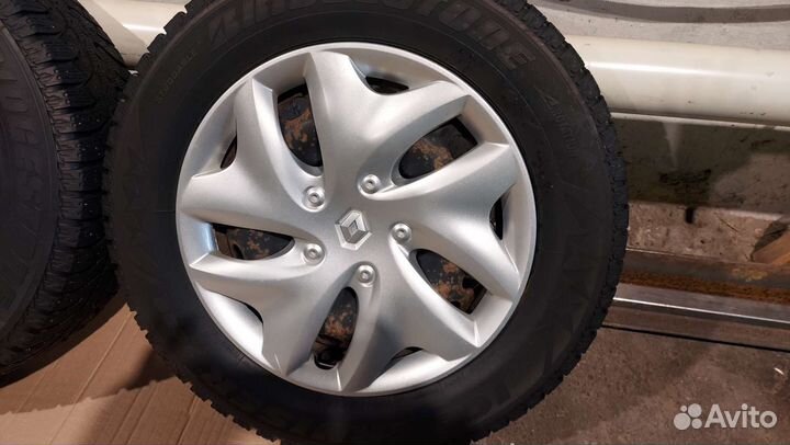 Bridgestone Ice Cruiser 7000 195/65 R15