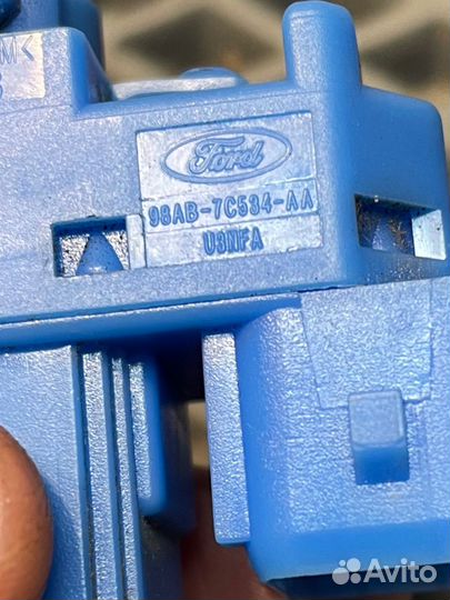 Датчик педали тормоза Ford Focus 1 1.8 eydk 2003г