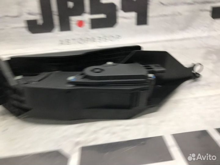 Педаль газа передняя Infiniti Fx50 S51 VK50VE 5.0