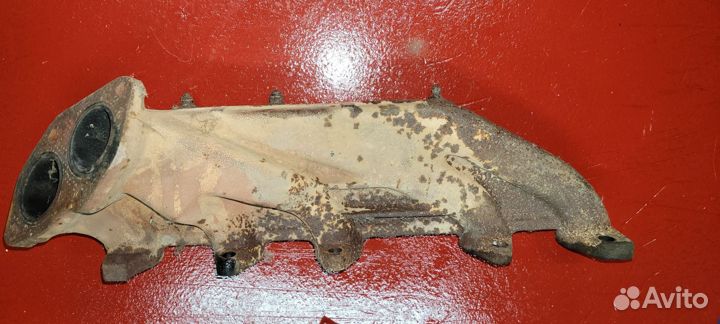 Выпускной Коллектор ауди 100. 90