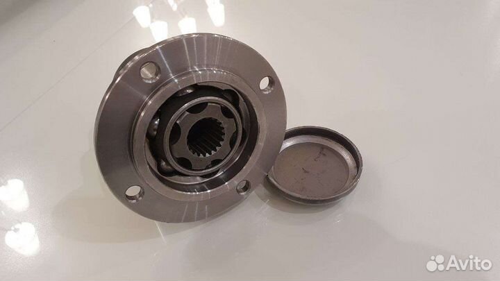 Новый задний карданный вал Suzuki Jimny