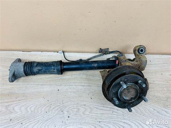 Кулак поворотный задний правый Hyundai Sonata 5 Nf