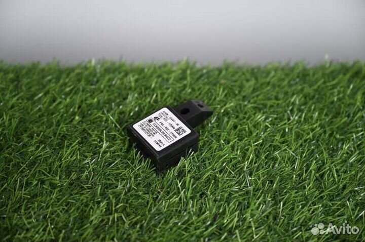 Блок иммобилайзера Jaguar F-Pace JGA 2016