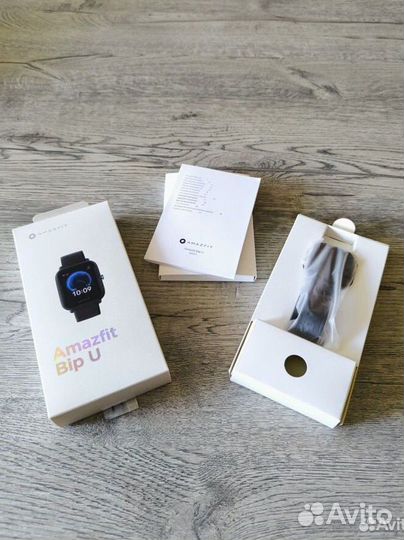 Смарт-часы Amazfit Bip U