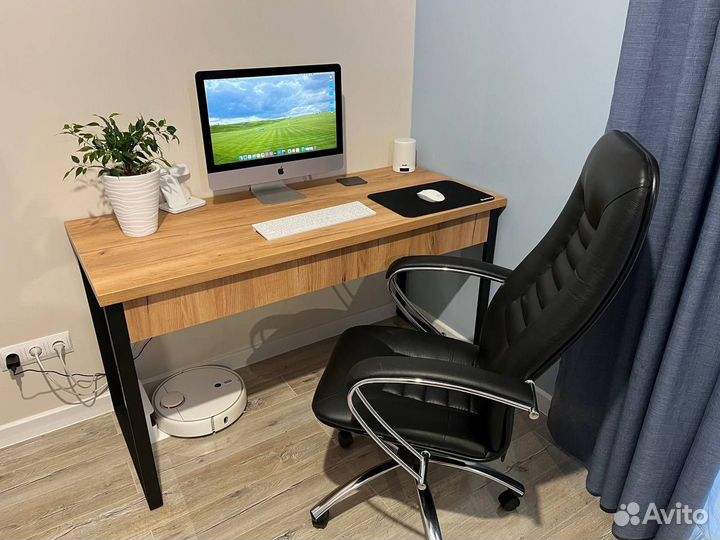 Письменный стол в стиле 