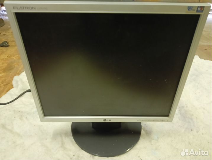 Монитор LG flatron