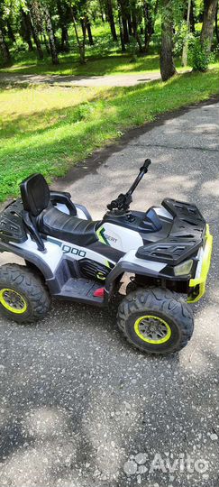 Детский квадроцикл на аккумуляторе