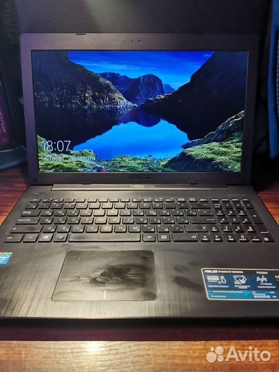 Ноутбук asus