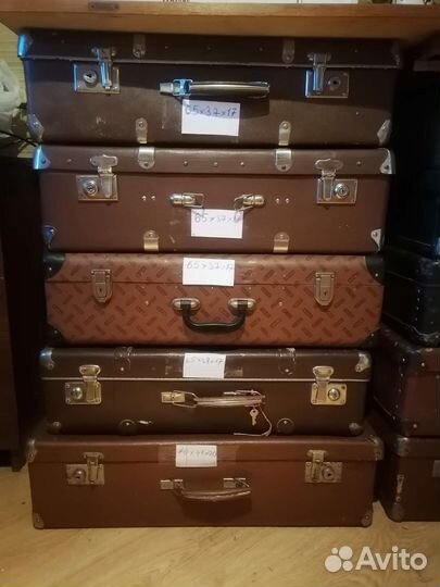 Старинные чемоданы