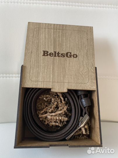 Мужской кожаный ремень