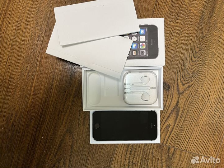 iPhone 5S, 16 ГБ