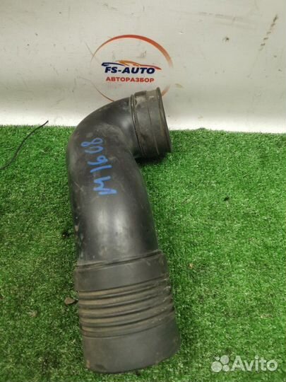 Патрубок воздушного фильтра Kia Sportage 2 SUV 2.0