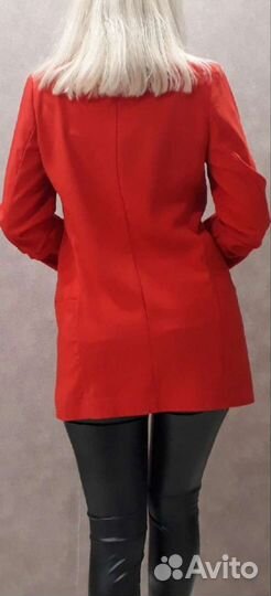 Пиджак женский красный