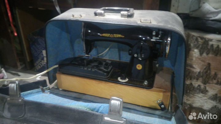 Швейная машина Подольск с мотором