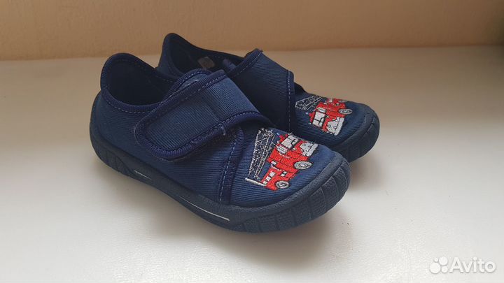 Продам туфли Superfit