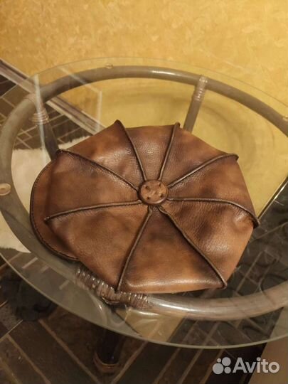 Мужская кожаная кепка