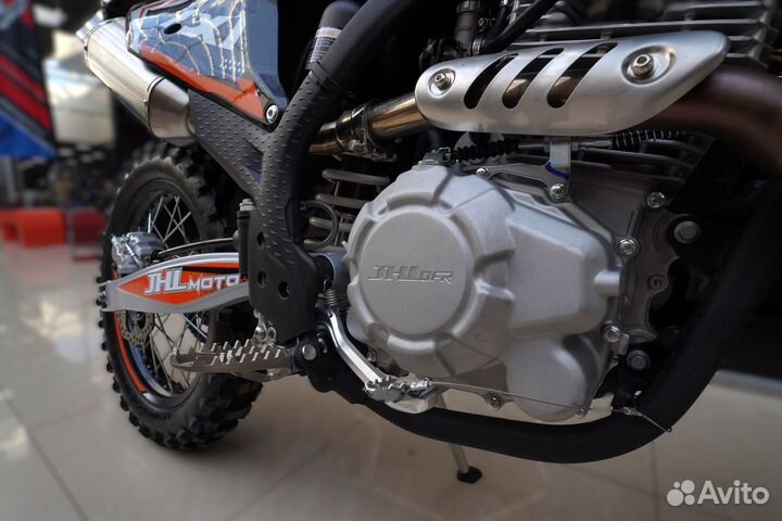 Мотоцикл JHL LX1 CB250