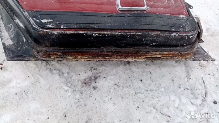 Дверь задняя левая (черная) Волга 24