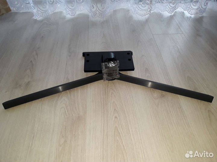 Подставка для телевизора