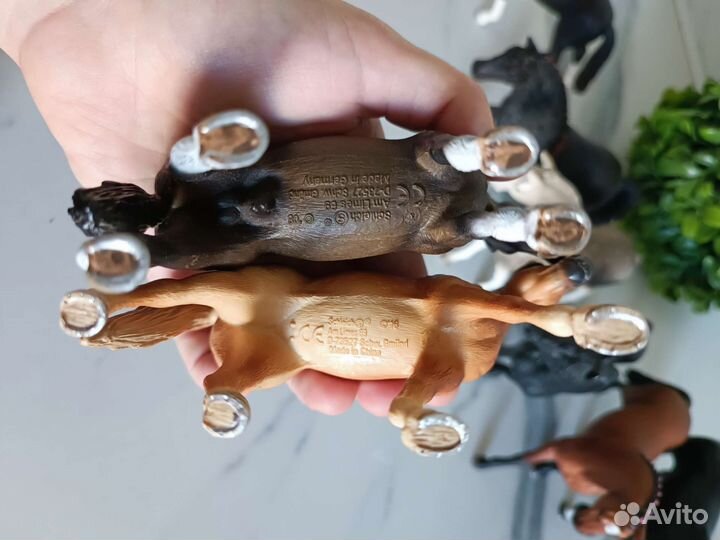 Фигурки лошадей schleich