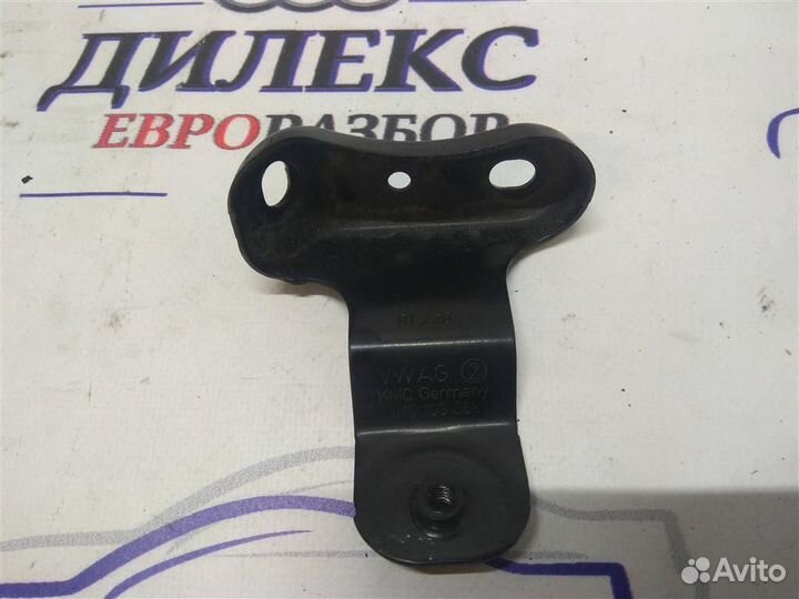 Кронштейн двигателя правый VW Golf VI 2009-2012