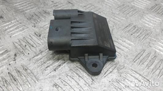 Реле накала свечей chrysler 300C 1 (5GM16OK01)