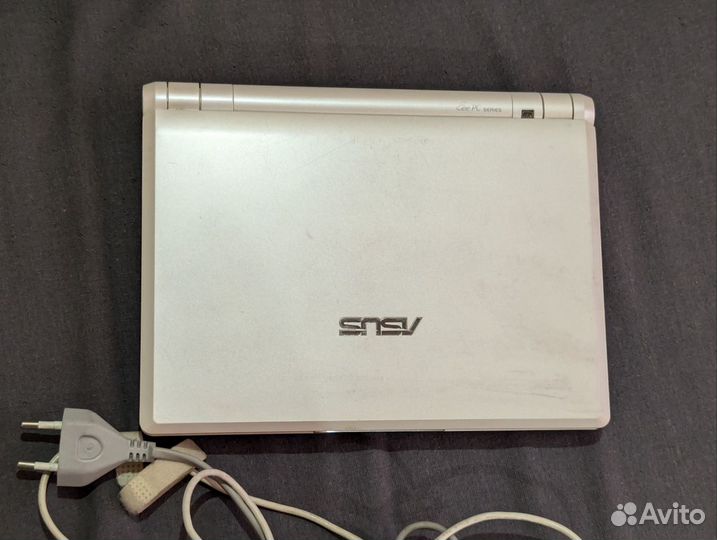 Нетбук Asus eee pc легенда