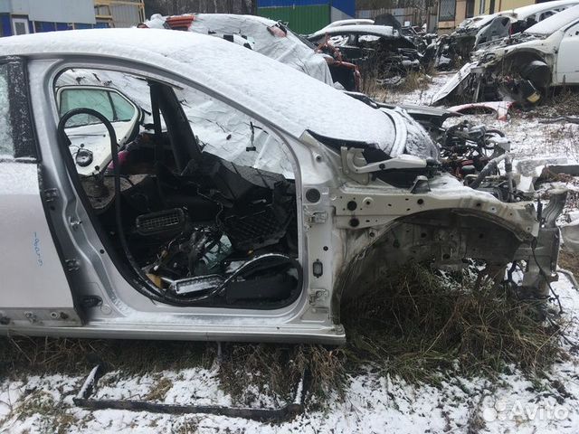 Часть кузова Renault Fluence