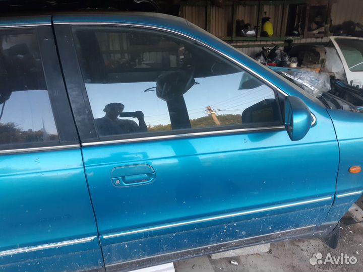 Дверь передняя правая Hyundai Lantra J1