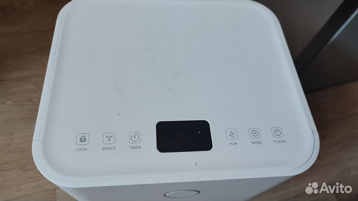 Осушитель воздуха бытовой