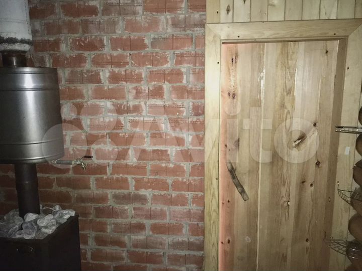 Дача 12,9 м² на участке 10 сот.