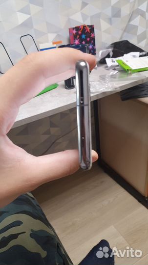 Samsung Galaxy S10, 6/128 ГБ