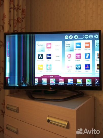 Телевизор SMART tv 3Д 42дюйма LG