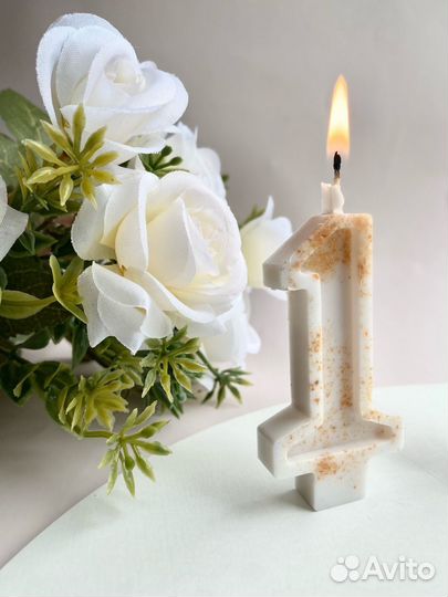 Свечи цифры