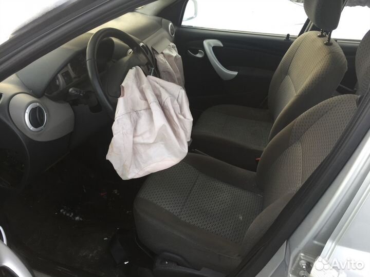 8 В наличии салон на LADA Largus Cross 2016 год