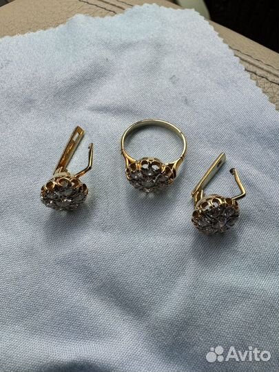 Комплект кольцо и серьги