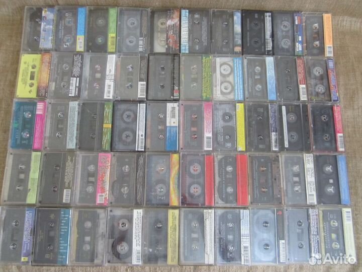 Аудиокассеты с записью. Лицензия