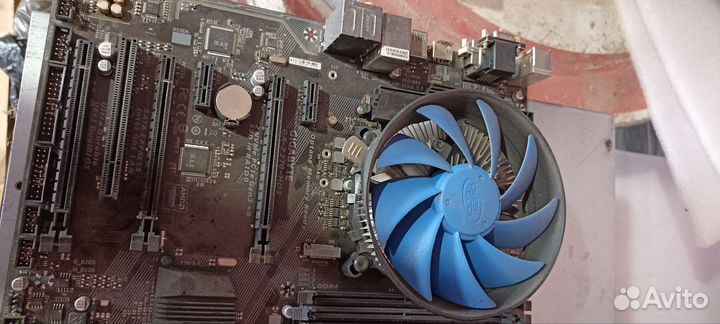 Материнская плата