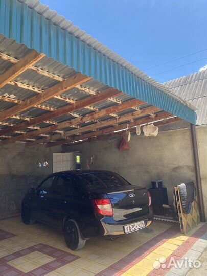 Капот на гранту