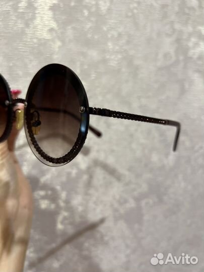 Солнцезащитные очки женские chanel